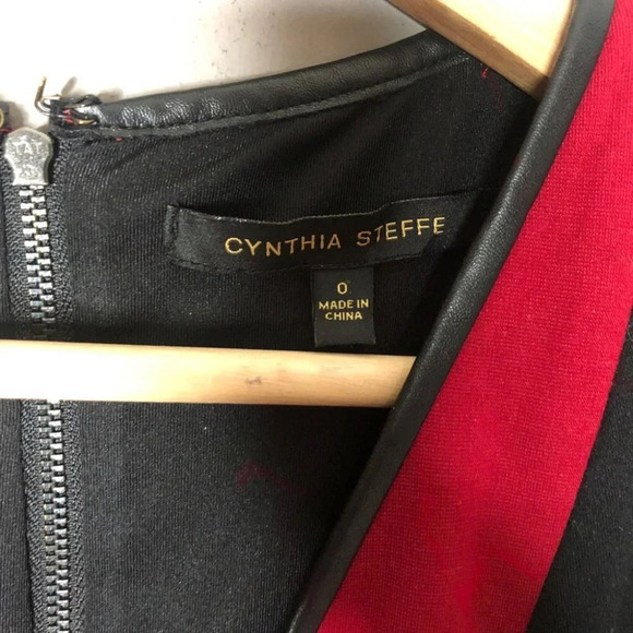 Cynthia Steffens black red  sheath dress 0 - Picture 5 of 8